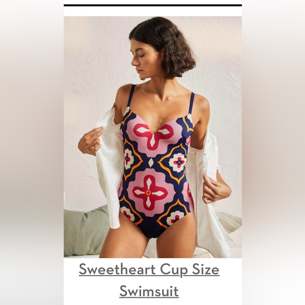 Boden Sweetheart Cup Size Swimsuit